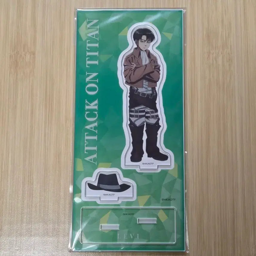 [BUNJANG] Attack on Titan Levi Acrylic Stand / 진격의 거인 리바이 아크릴 스탠드