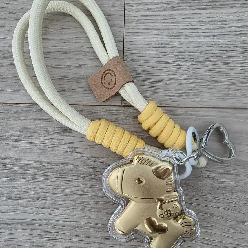 [BUNJANG] Horse Amulet Keychain / 말 금전운 행운 부적 키링 팝니다