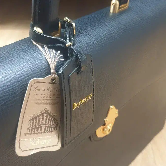 [BUNJANG] Burberry Briefcase Crossbody Bag / 버버리 서류가방 크로스백 남자가방