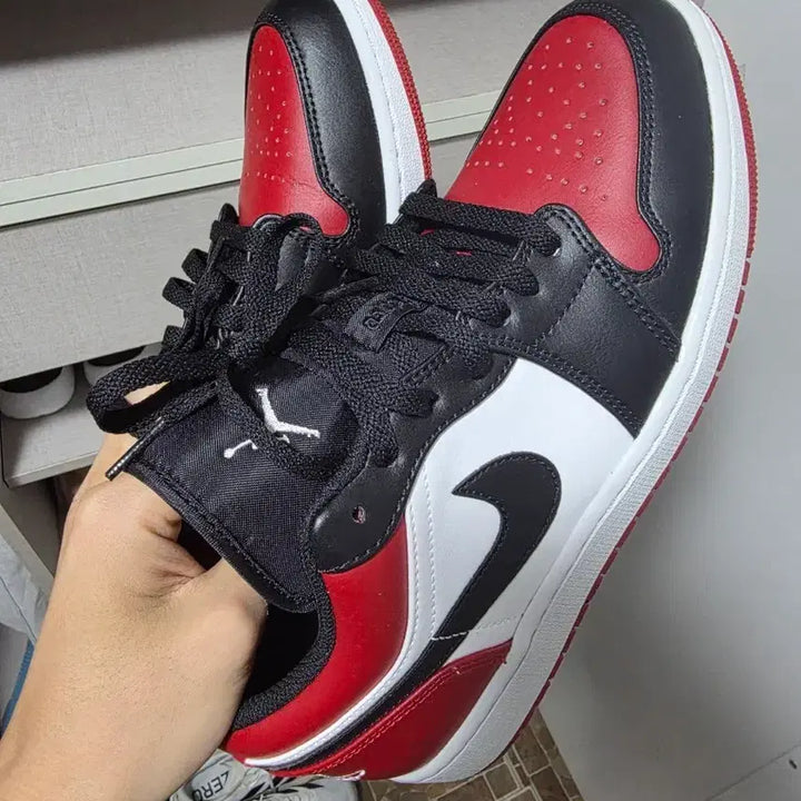 [BUNJANG] Nike Jordan 1 Low Bred Toe 280 Sneakers / 조던1 로우 브레드 토 280 새상품