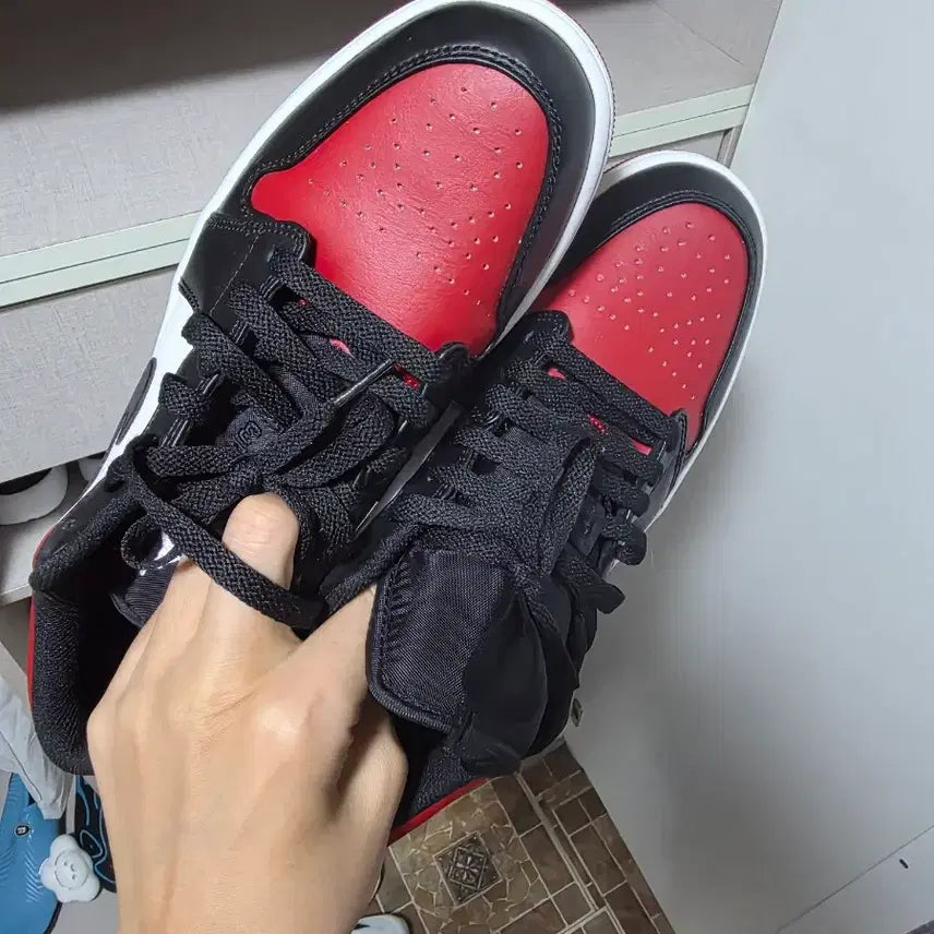 [BUNJANG] Nike Jordan 1 Low Bred Toe 280 Sneakers / 조던1 로우 브레드 토 280 새상품
