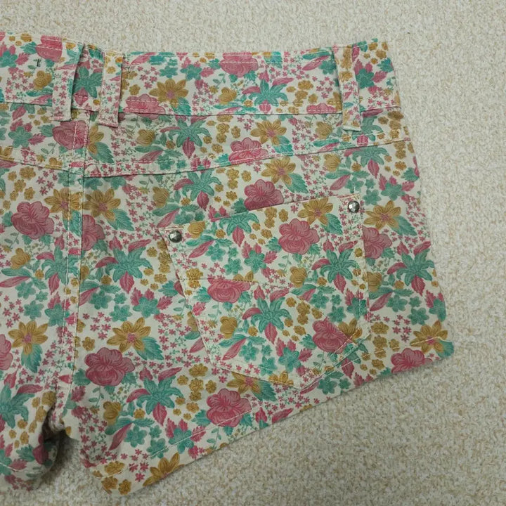 [BUNJANG] Vintage Floral Print Shorts / (EUR36)여성 반바지 숏팬츠 플라워 빈티지 바캉스 W3099