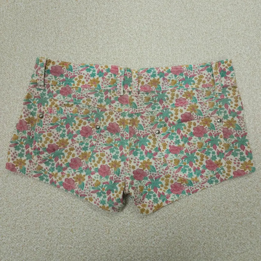 [BUNJANG] Vintage Floral Print Shorts / (EUR36)여성 반바지 숏팬츠 플라워 빈티지 바캉스 W3099