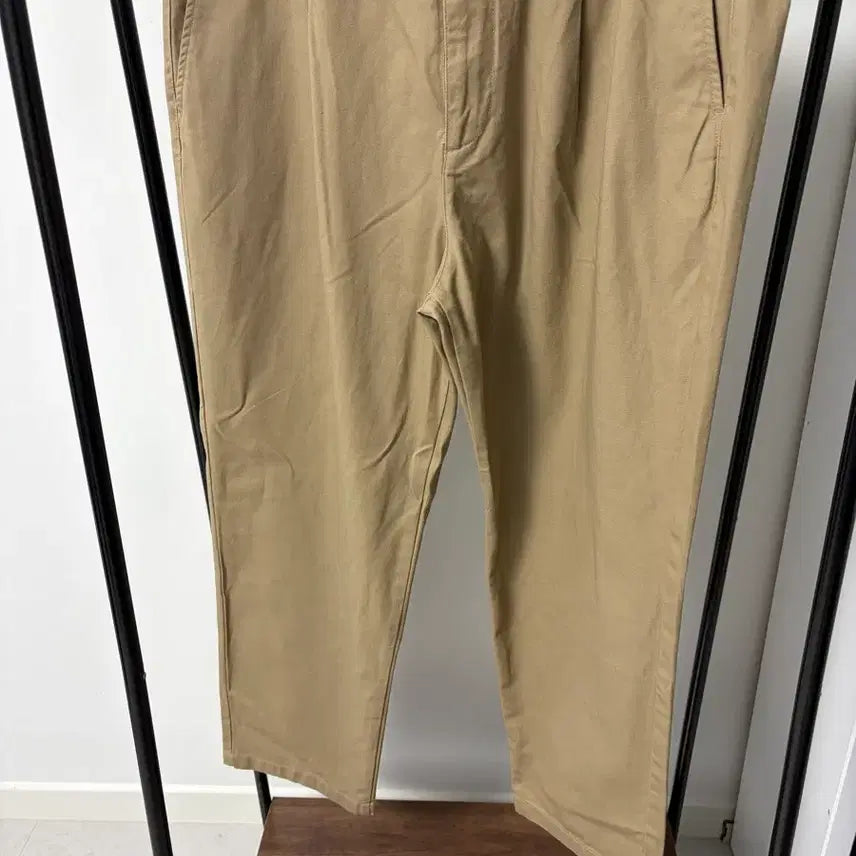 [BUNJANG] Musinsa Standard One-Tuck Regular Fit Chino Pants Beige / 무탠다드 원턱 레귤러핏 치노 팬츠 베이지