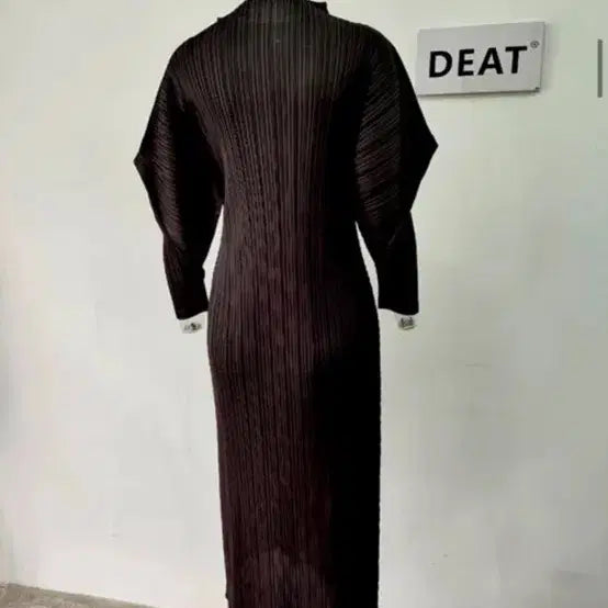 [BUNJANG] Pleated Volume Long Dress Black / 플리츠 볼륨 롱 원피스 블랙