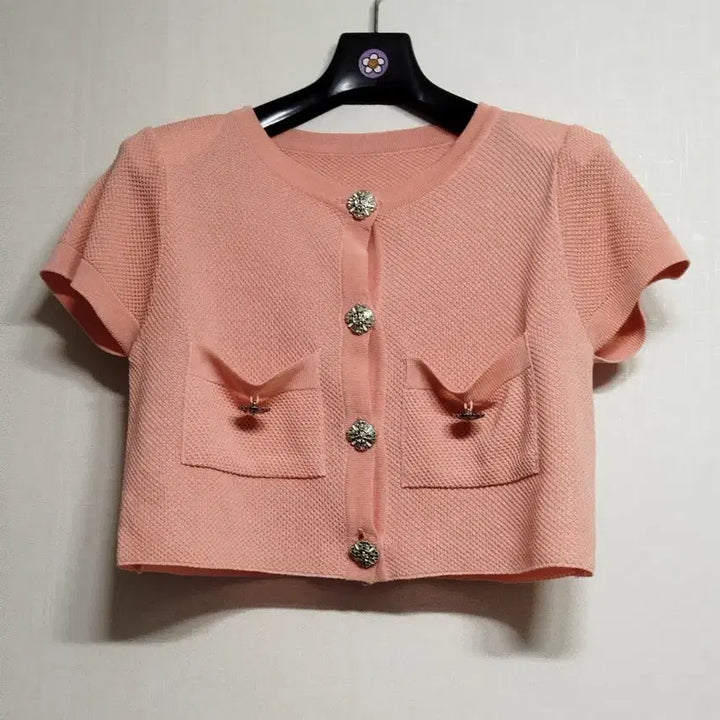 [BUNJANG] Cropped Cardigan with Business Buttons / 비즈단추 크롭 가디건