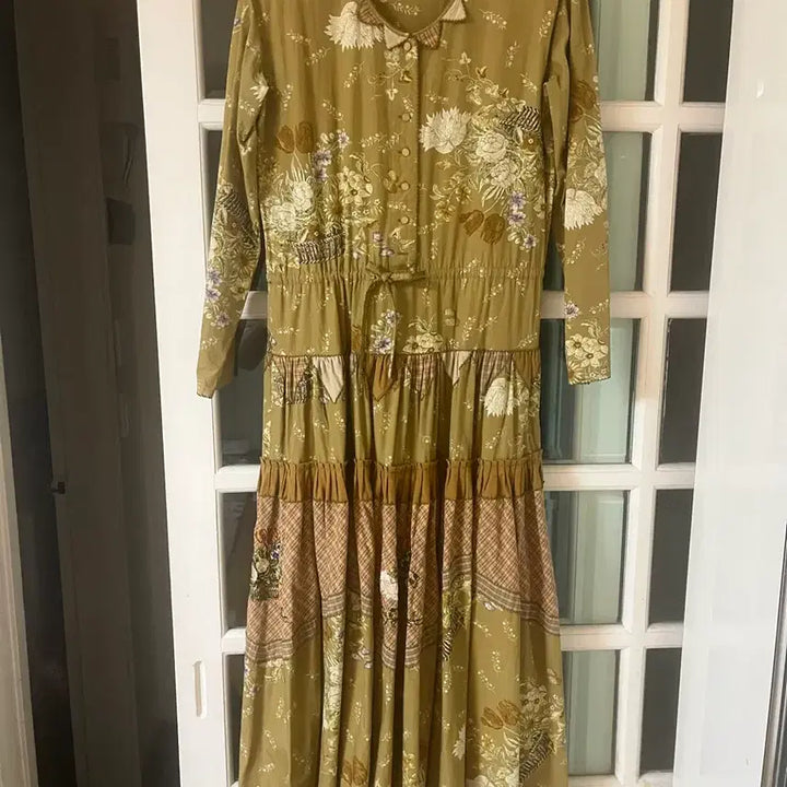 [SOLD OUT] 수제 꽃 수 레이스 플라워 롱 원피스(66-77가능)