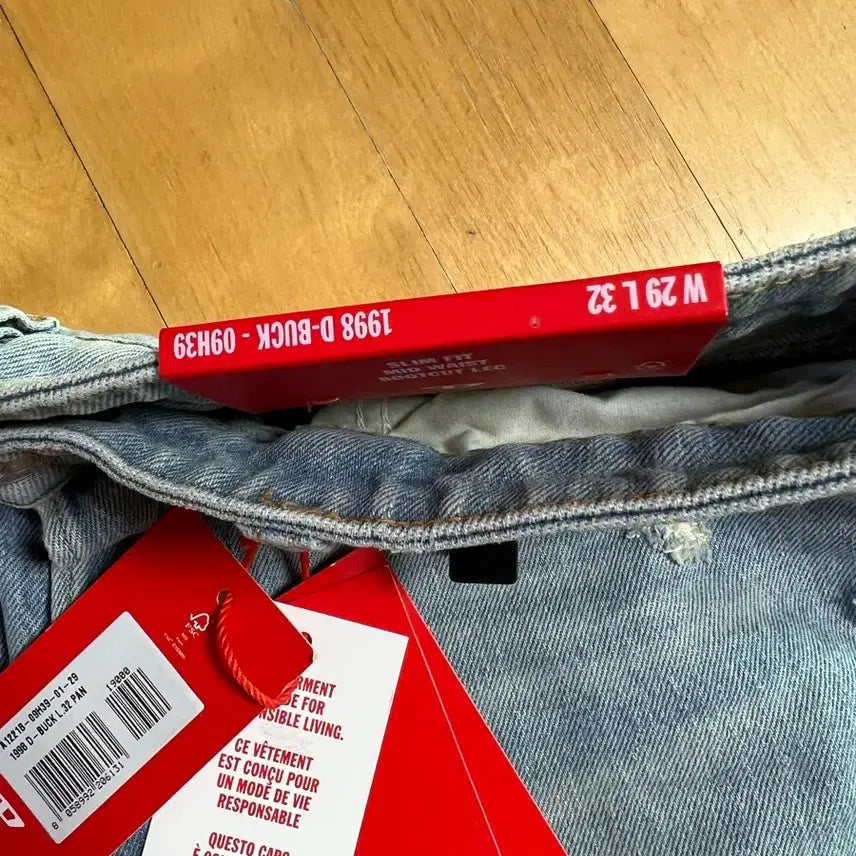 [BUNJANG] Diesel D-Buck Bootcut Jeans / 디젤 D-buck 부츠컷 09H39 W29 L32 새상품