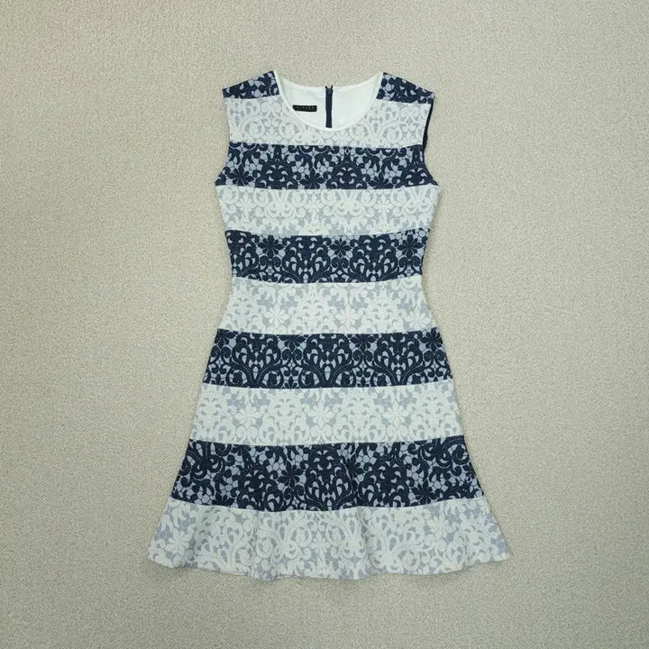 [BUNJANG] Sisley Ethnic Pattern Sleeveless Dress / (42)시슬리 여성 민소매 원피스 에스닉 W3082