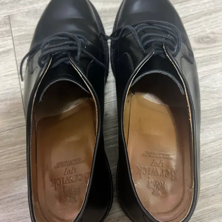 [SOLD OUT] 버윅 팔러 별주 4406 UK 9.5