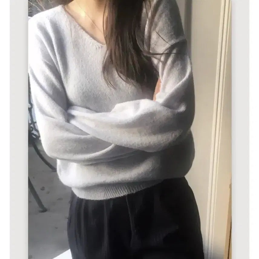 [BUNJANG] Fog Blue V-Neck Knit Sweater / 포그블루 니트
