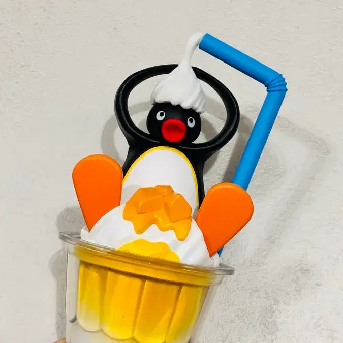 [BUNJANG] Pingu Dessert Stand Figure Gacha / 핑구 디저트 스탠드 피규어 가챠 선데