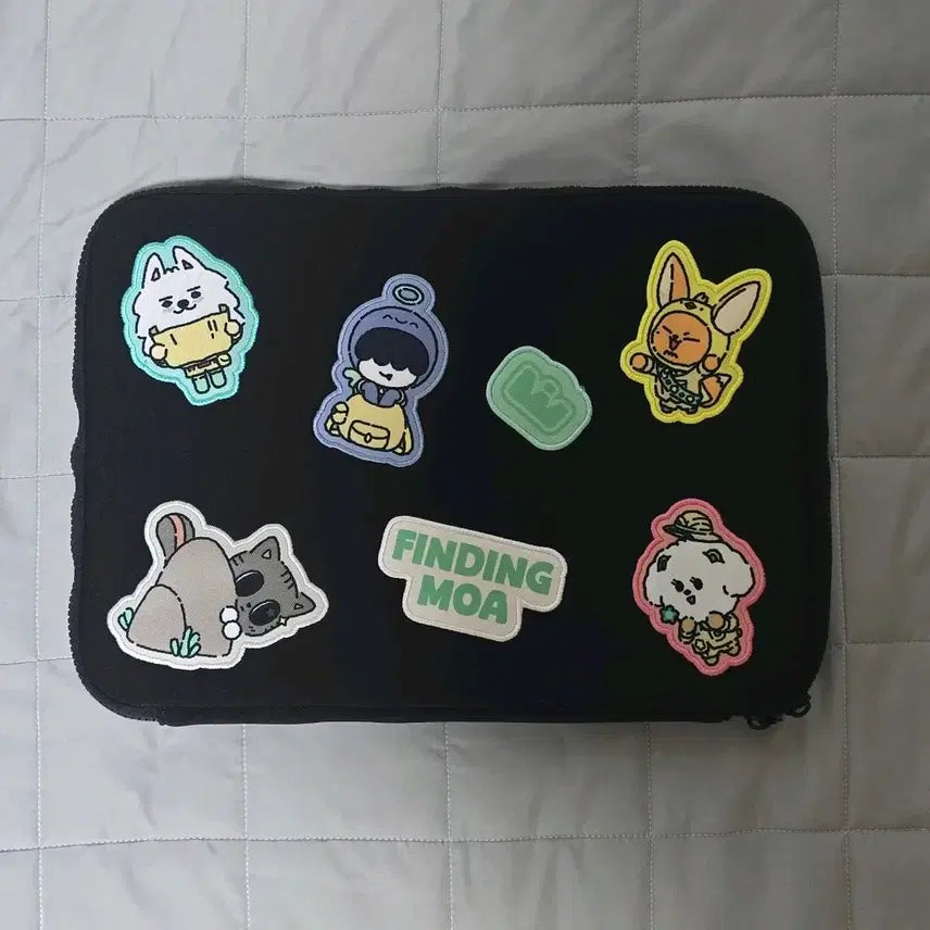 [BUNJANG] TXT (Tomorrow X Together) Finding MOA Tablet/Laptop Pouch / 원가양도) 투바투 뿔바투 팝업 태블릿 노트북 파우치 파인딩모아 굿즈 엠디