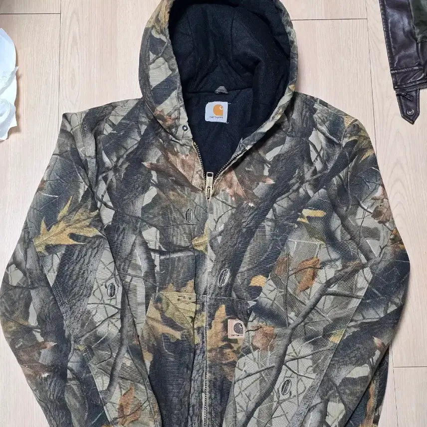 [SOLD OUT] 칼하트 리얼트리 후드 자켓
