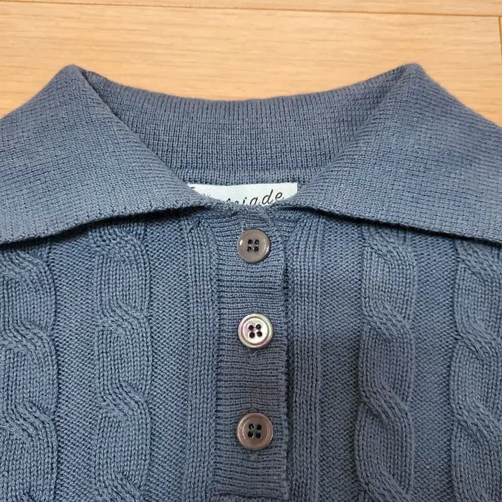 [BUNJANG] Pale Jade Henry Neck Knit Blue / 페일제이드 헨리넥 니트 블루