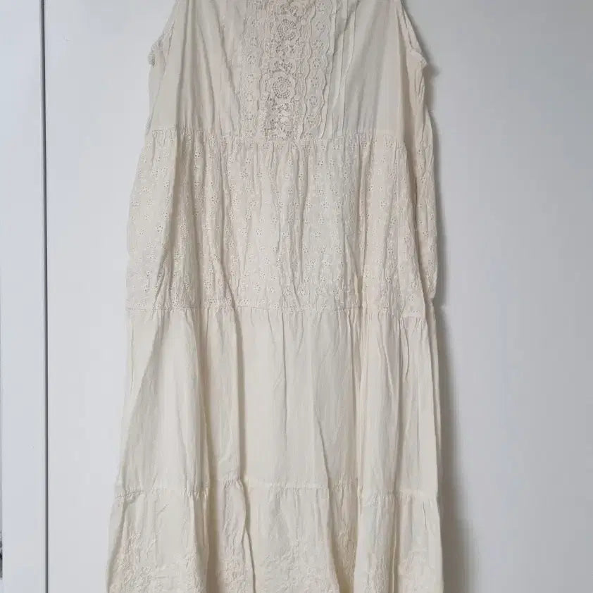 [BUNJANG] Ivory Long Sleeveless Dress / 아이보리 끈나시 롱원피스