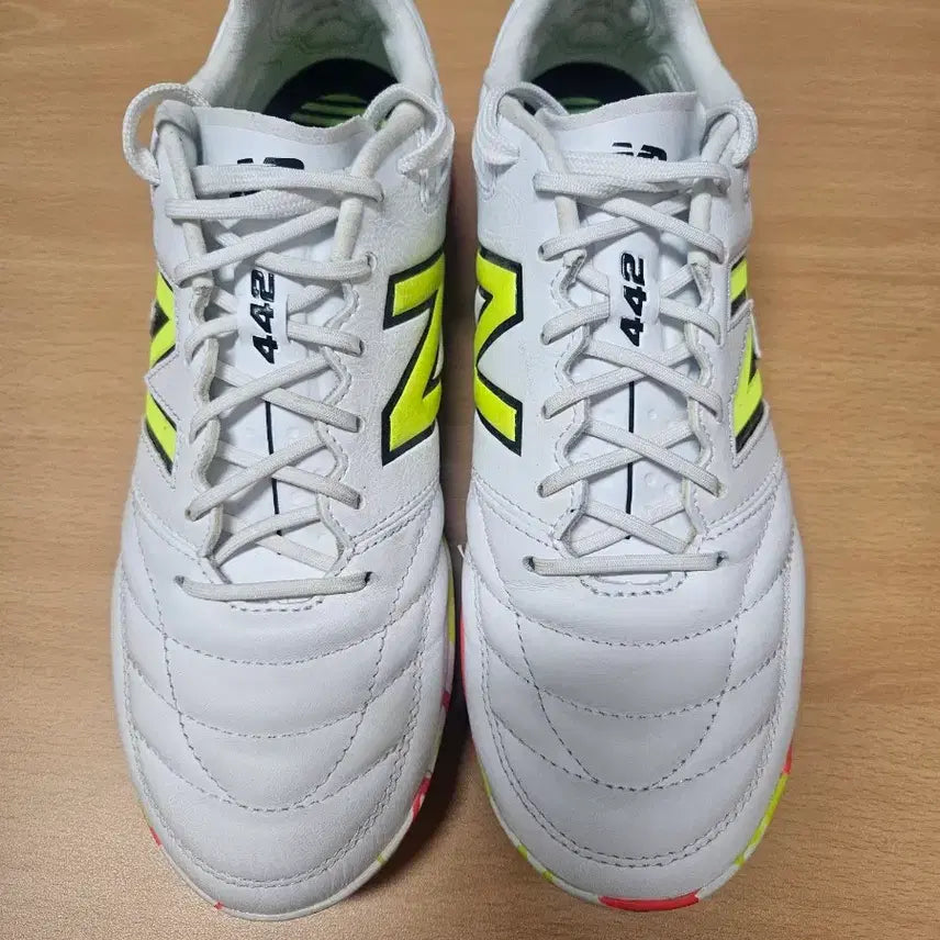 [SOLD OUT] 뉴발란스 442 v2 pro tf화 풋살화 판매