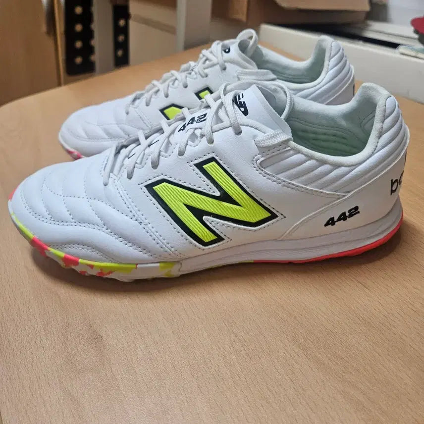 [SOLD OUT] 뉴발란스 442 v2 pro tf화 풋살화 판매