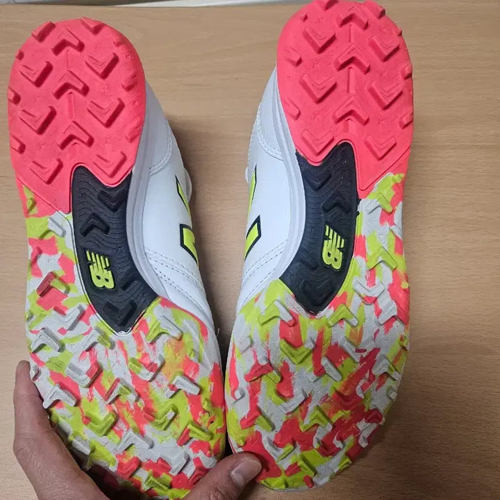 [SOLD OUT] 뉴발란스 442 v2 pro tf화 풋살화 판매