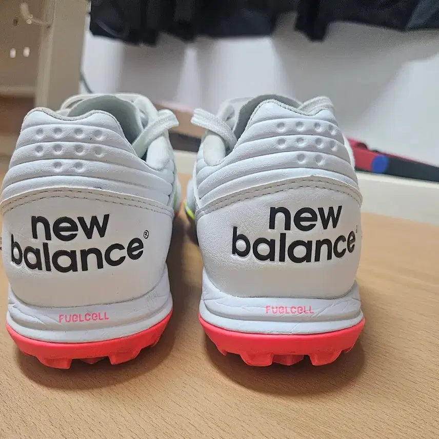 [SOLD OUT] 뉴발란스 442 v2 pro tf화 풋살화 판매