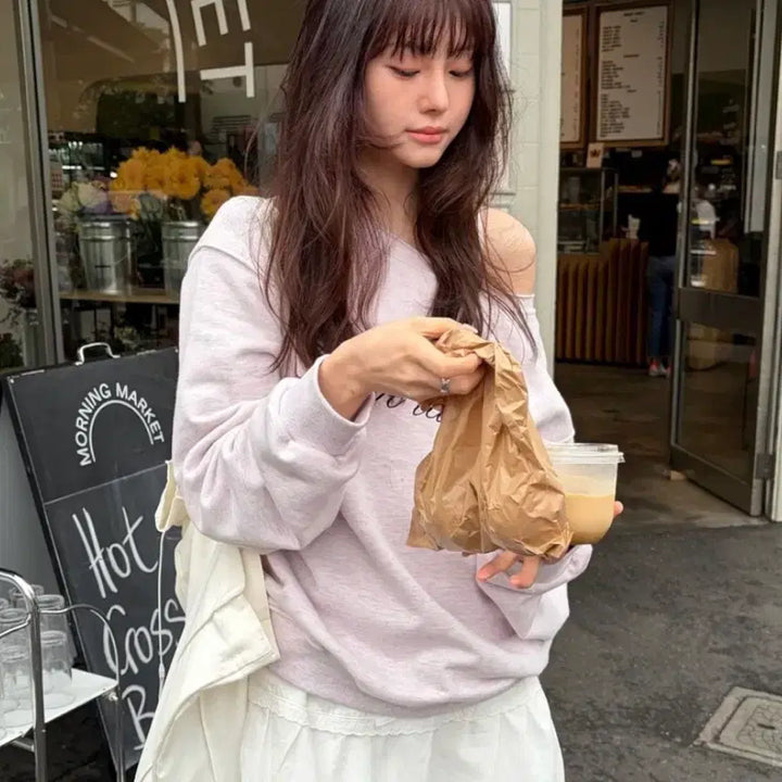 [SOLD OUT] 어랜 원숄더 맨투맨_멜란지 핑크(환연 현지 착용)