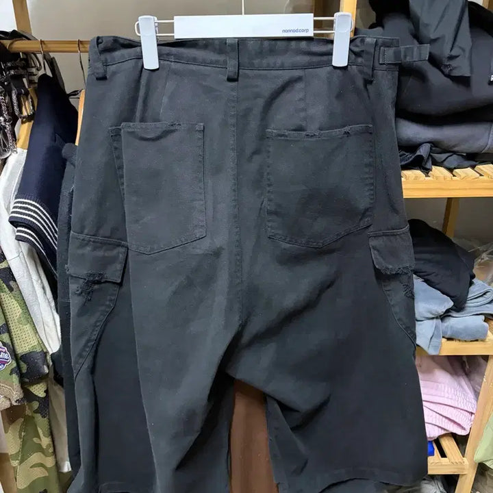 [BUNJANG] Nonnode Side Cargo Shorts Vintage Black / 논노드 사이드 카고 쇼츠 빈티지 블랙