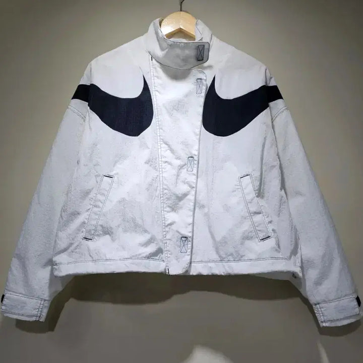 [BUNJANG] Nike Swoosh Windbreaker Jacket - Size S / 나이키 스우시 바람막이 S사이즈