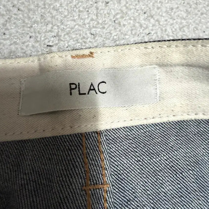 [SOLD OUT] [31]플랙진 베를린 생지데님팬츠 청바지 plac