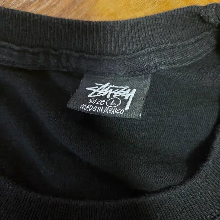 [BUNJANG] [L]stussy 스투시 리플렉션 자수정 티셔츠 블랙 / [L]stussy 스투시 리플렉션 자수정 티셔츠 블랙