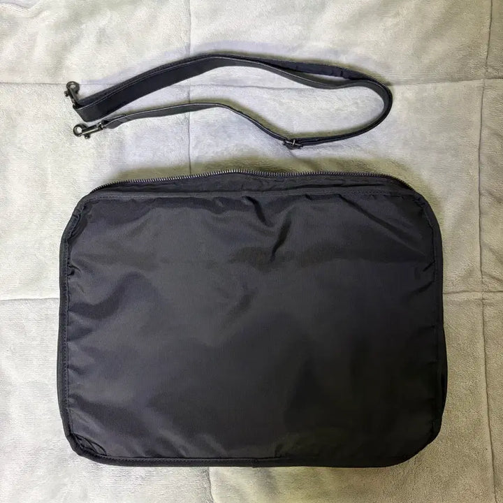 [BUNJANG] Porter Yoshida Around Leather Briefcase Black / porter 요시다 포터 around 라인 레더 브리프케이스 블랙