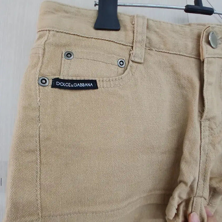 [BUNJANG] Dolce &amp; Gabbana Beige Short Pants / 돌체앤가바나 베이지 반바지 숏팬츠