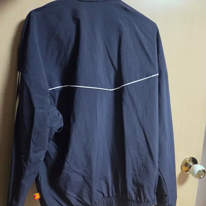 [BUNJANG] Adidas Woven Track Jacket Navy / [L]adidas 아디다스 우븐 트랙 바람막이 자켓 네이비