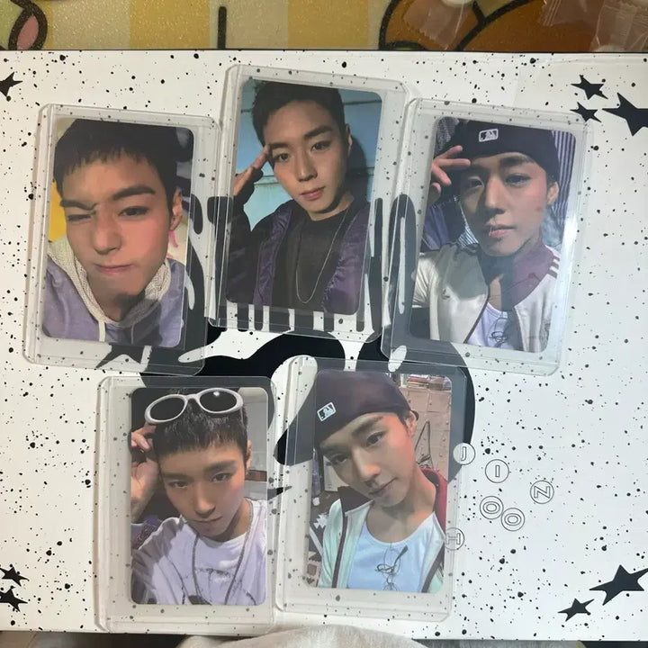 [SOLD OUT] 박지훈 2026 시즌그리팅 개봉미사용 포카포함 일괄