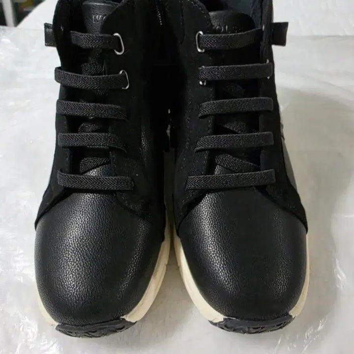 [BUNJANG] Woolrich Hightop Sneakers Black Size 230 / 울시 하이탑 스니커즈 블랙 230