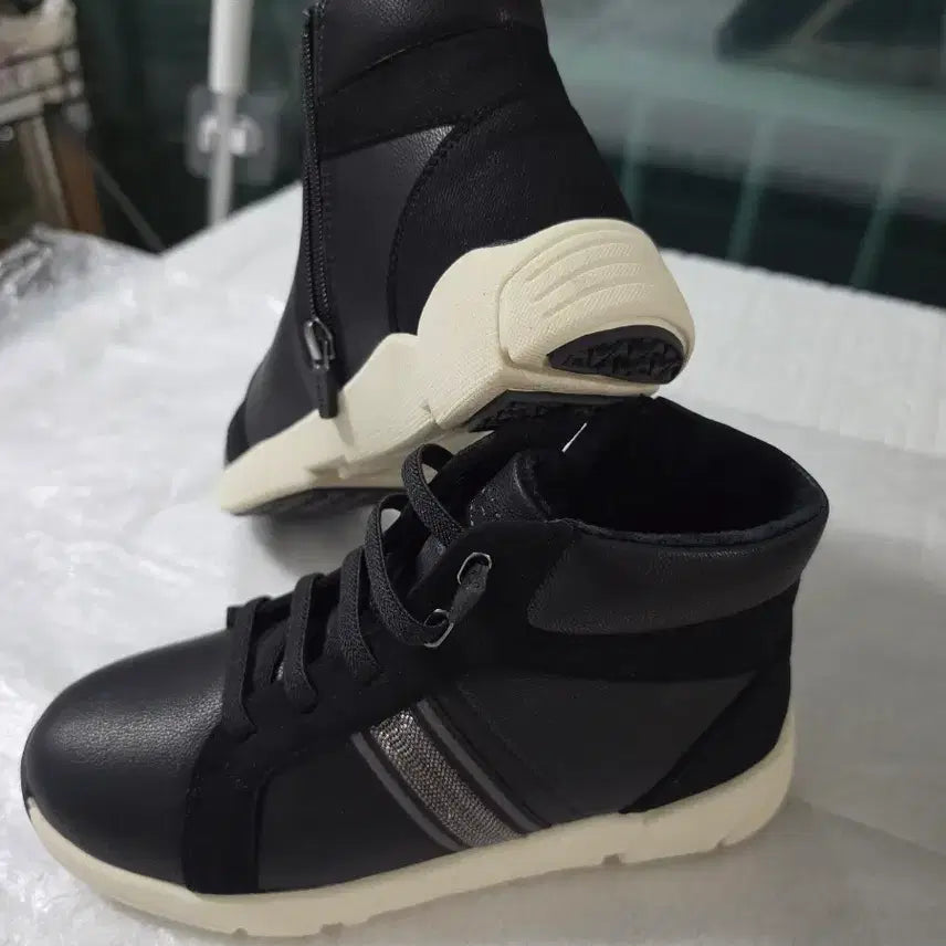 [BUNJANG] Woolrich Hightop Sneakers Black Size 230 / 울시 하이탑 스니커즈 블랙 230