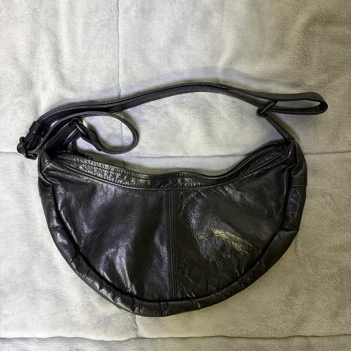 [BUNJANG] Porter Yoshida Leather Half-Moon Boston Bag Black / porter 요시다 포터 레더 반달 보스턴백 블랙