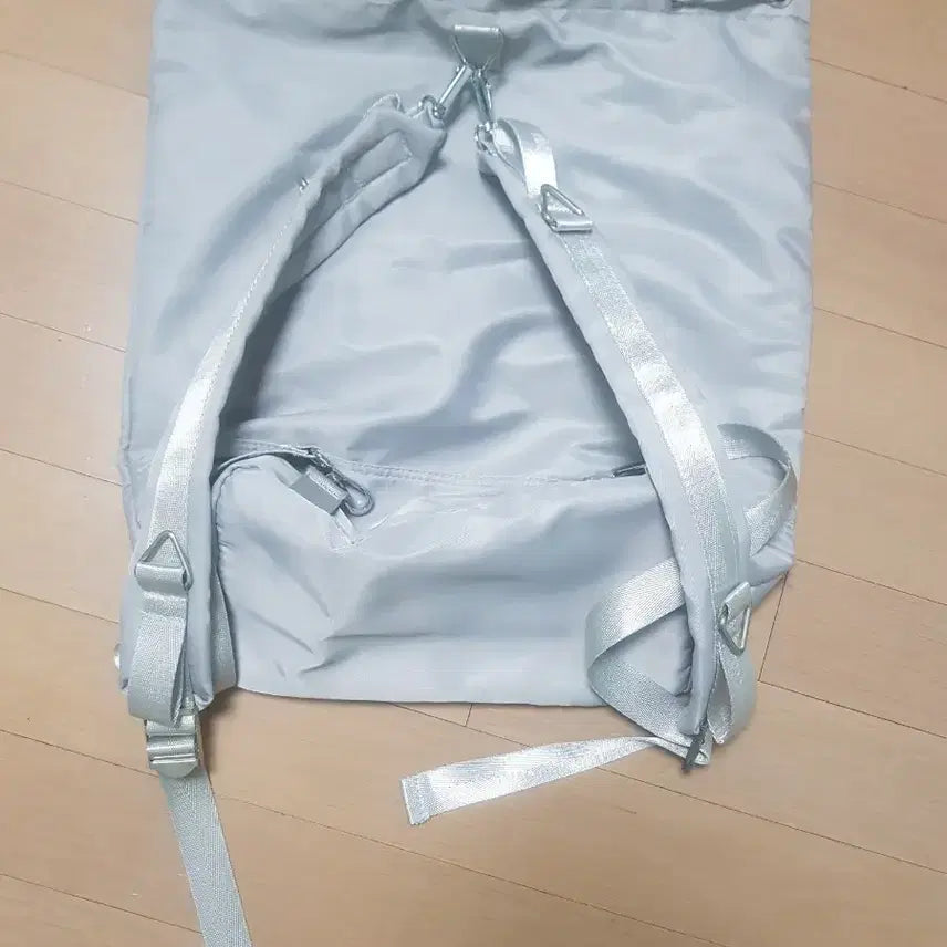 [SOLD OUT] 그레이 나일론 백팩