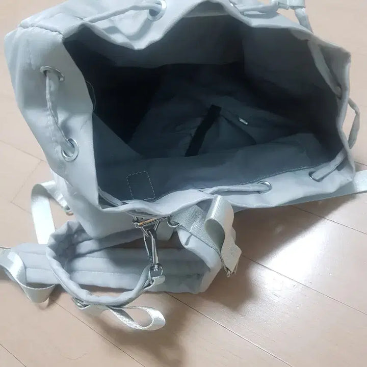 [SOLD OUT] 그레이 나일론 백팩