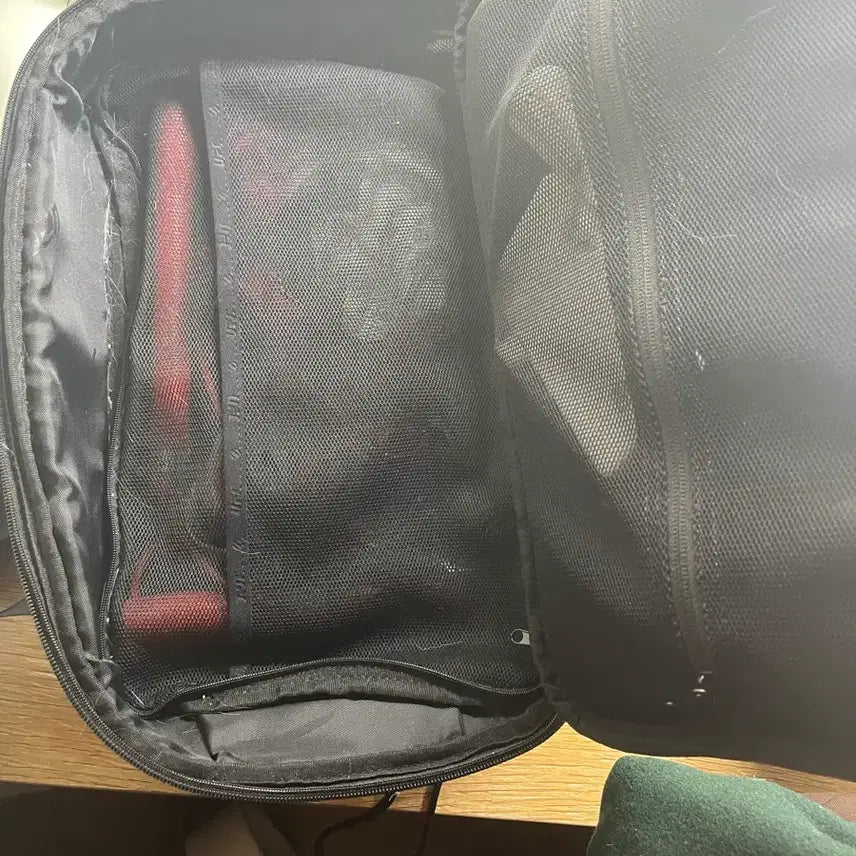 [BUNJANG] UFC Laundry Bag Backpack / UFC 짐 런드리백 백팩 팝니다 (급처!)
