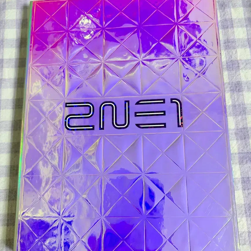 [BUNJANG] 2NE1 To Anyone 1st Album Photocard Postcard CD / 2NE1 투애니원 To Anyone 1집 앨범 포토카드 엽서 음반 CD