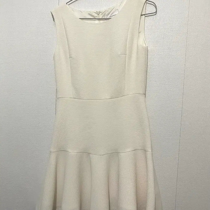 [BUNJANG] Lenibon Flare Dress / 레니본 플레어 원피스