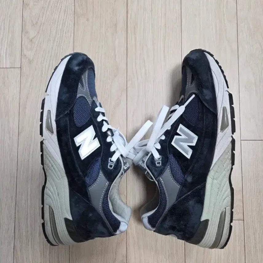 [SOLD OUT] 뉴발란스 991 네이비 265