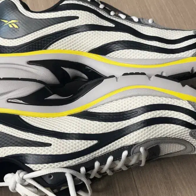[BUNJANG] Reebok Pump Paris Sneakers / 리복 펌프 패리스 265 새제품