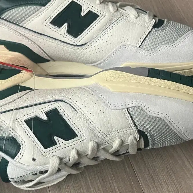 [BUNJANG] New Balance 550 White/Green Sneakers (265mm) / 뉴발란스550 흰초 265 새제품