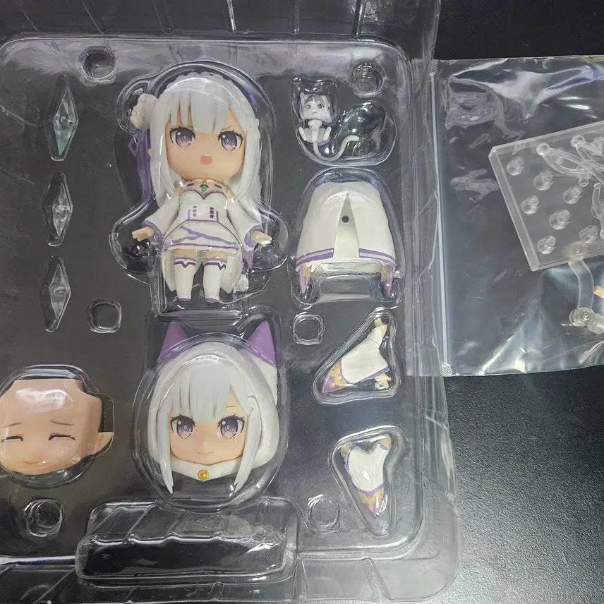 [BUNJANG] Nendoroid Emilia (Original Release) - Used / 넨도로이드 에밀리아 구판 개봉품 팝니다