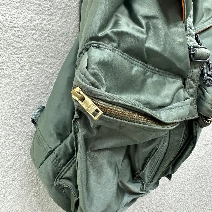 [BUNJANG] Porter Tanker Rucksack Backpack / 요시다포터 탱커 럭색백팩 신형 622-79312