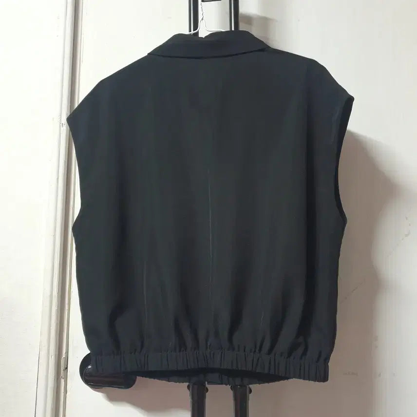 [SOLD OUT] GGPX 민소매 블라우스 블랙 여성77
