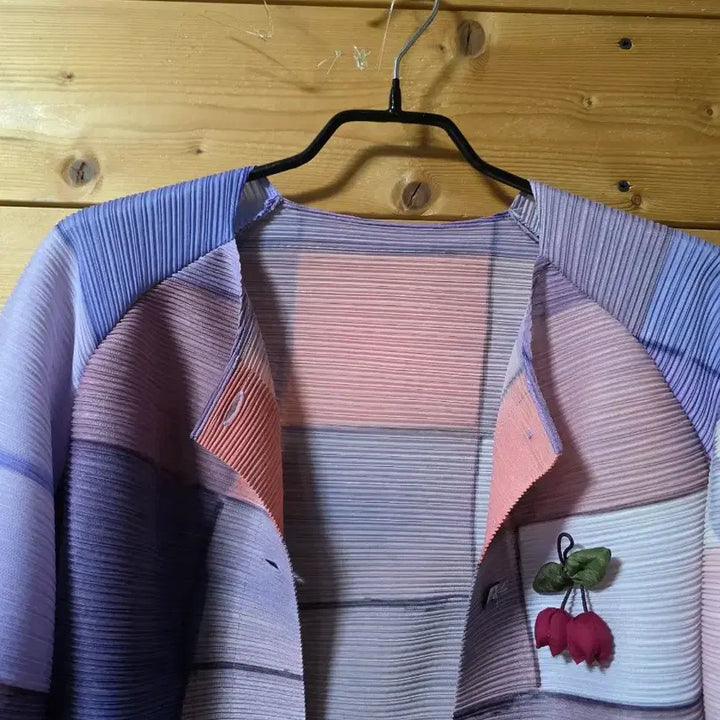 [SOLD OUT] 배색 플리츠 자켓. (코사지 코디용입니다
