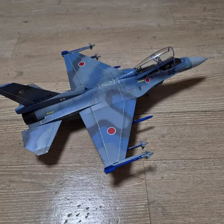 [SOLD OUT] 1/48 하세가와 JASDF 홋카이도 방면 F-2B 수호이 어그레서기