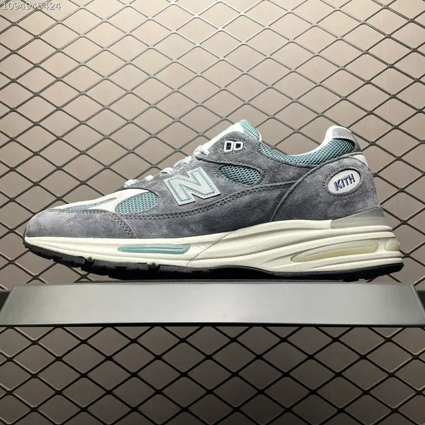 [SOLD OUT] 뉴발란스 992 KITH 스틸블루 스니커즈